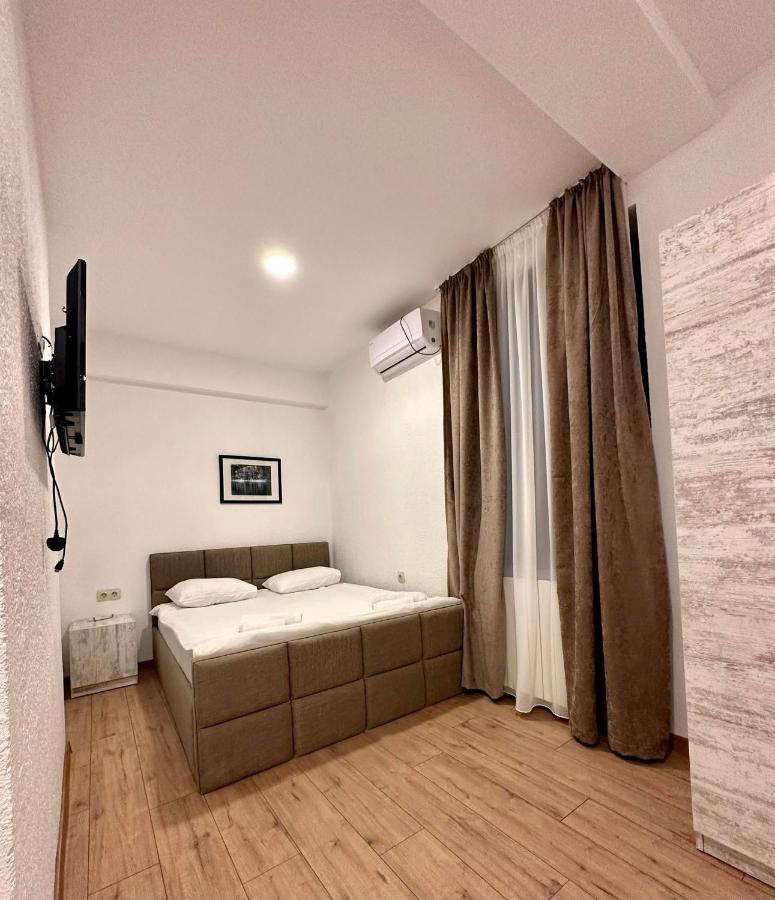 Karse Hotel Ambrolauri Kültér fotó